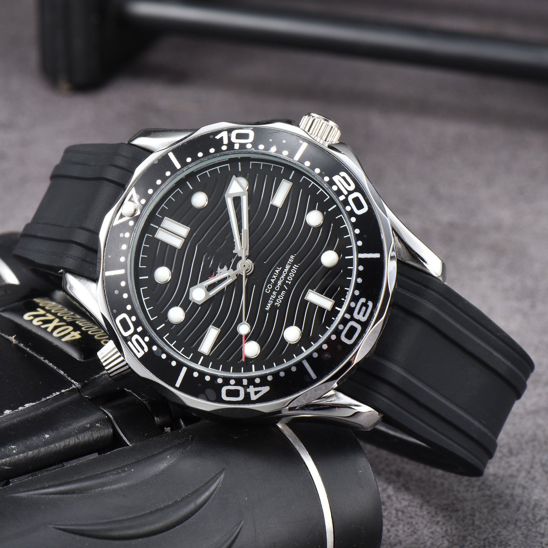 SORREN™ Mariner’s Crest Automatic 300