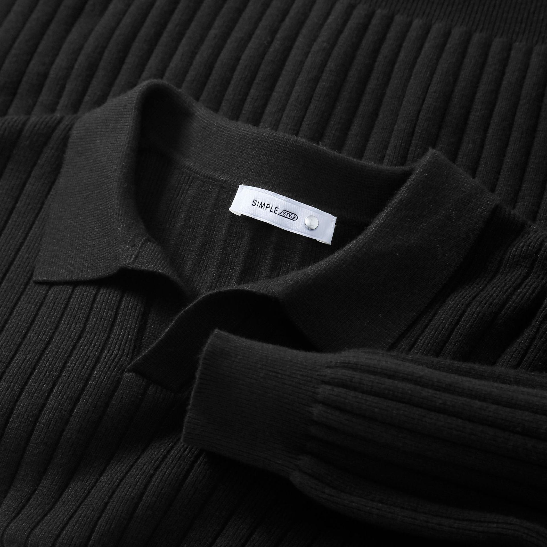 SORREN™ Ashcombe Vertical V-Neck Sweater